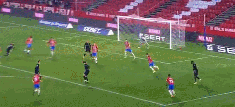 麦德森·邦加纳（Madison Bumgarner）在世界大赛的统治力被评为 2010 年代最佳瞬间