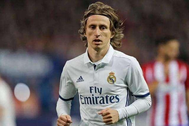 德州扑克什么时候该防守（德州扑克的防守时机）