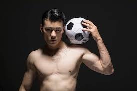 如龙之父联手马东锡 TGA新作早在两年前合影中预言！