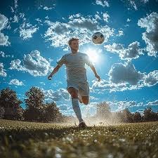 媒体人：有网友拍到国安新援塞尔吉尼奥正在体检