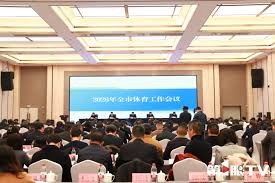 国脚赛后晒训练照，状态回暖